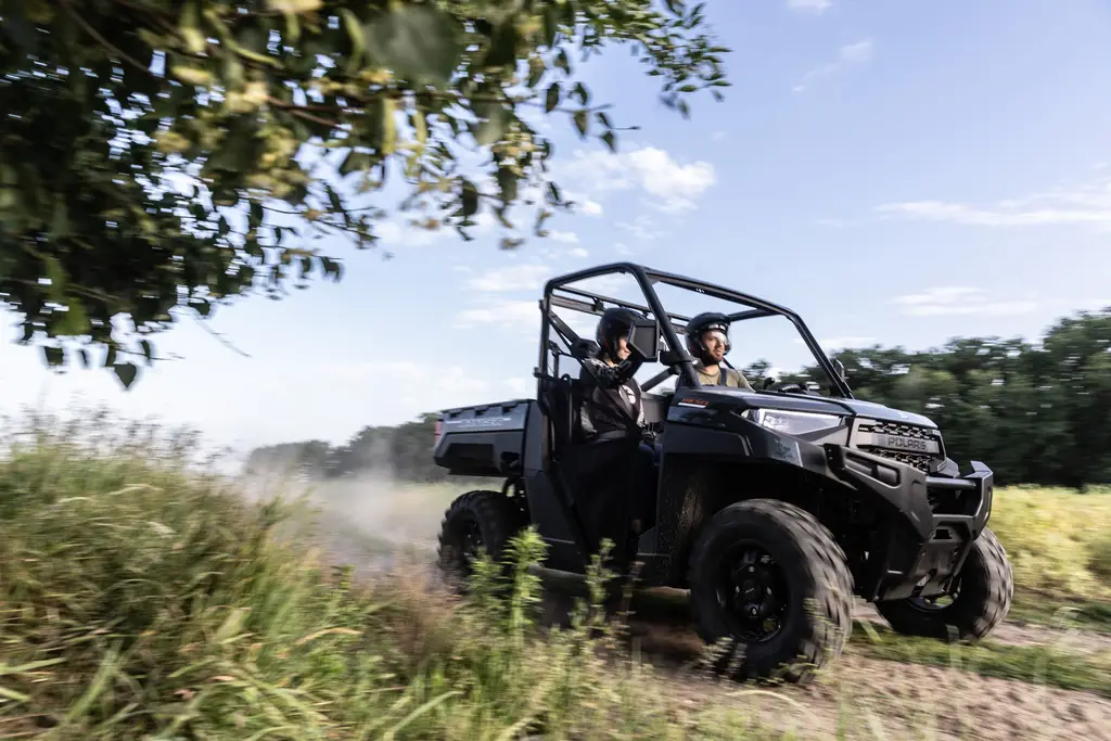 WebMedium_JPG-2026-EMEA-ORV-RGR-Diesel-eps-Deluxe-BlueDusk-Dynamic-54
